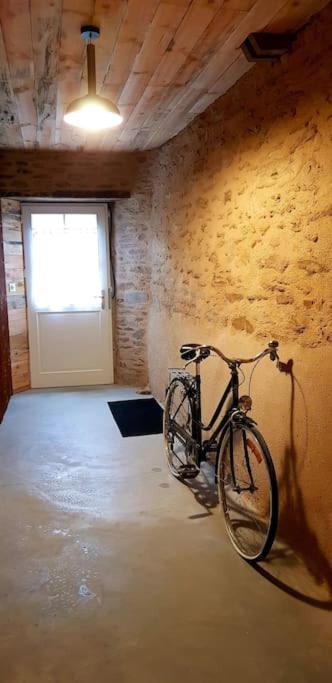 Studio Cosy, Centre Historique Malestroit Apartment Екстериор снимка